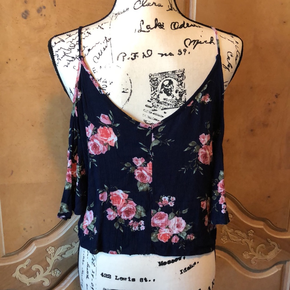 Cropped Tie Front Cold Shoulder Shirt - Picture 10 of 11